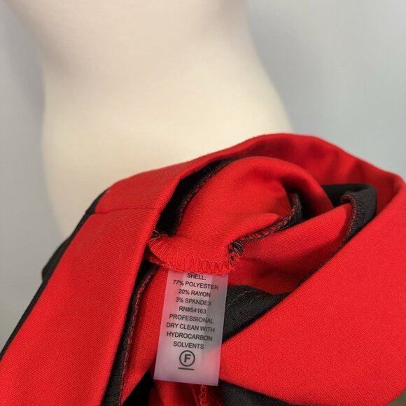 Calvin Klein Dress Fit Flare Cocktail Pleated Belted Red Black Women’s 6 NWT - Picture 8 of 8